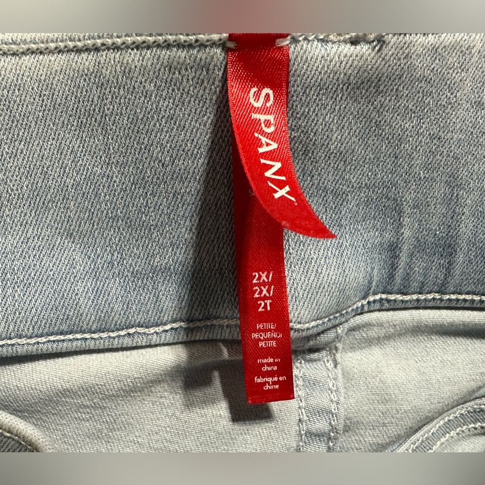 SPANX Light Blue Flared Bootcut pull on Jeans siz… - image 10